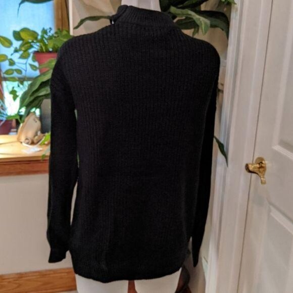 Love Riche Black Sweater New Without Tag Size Small - Picture 3 of 6